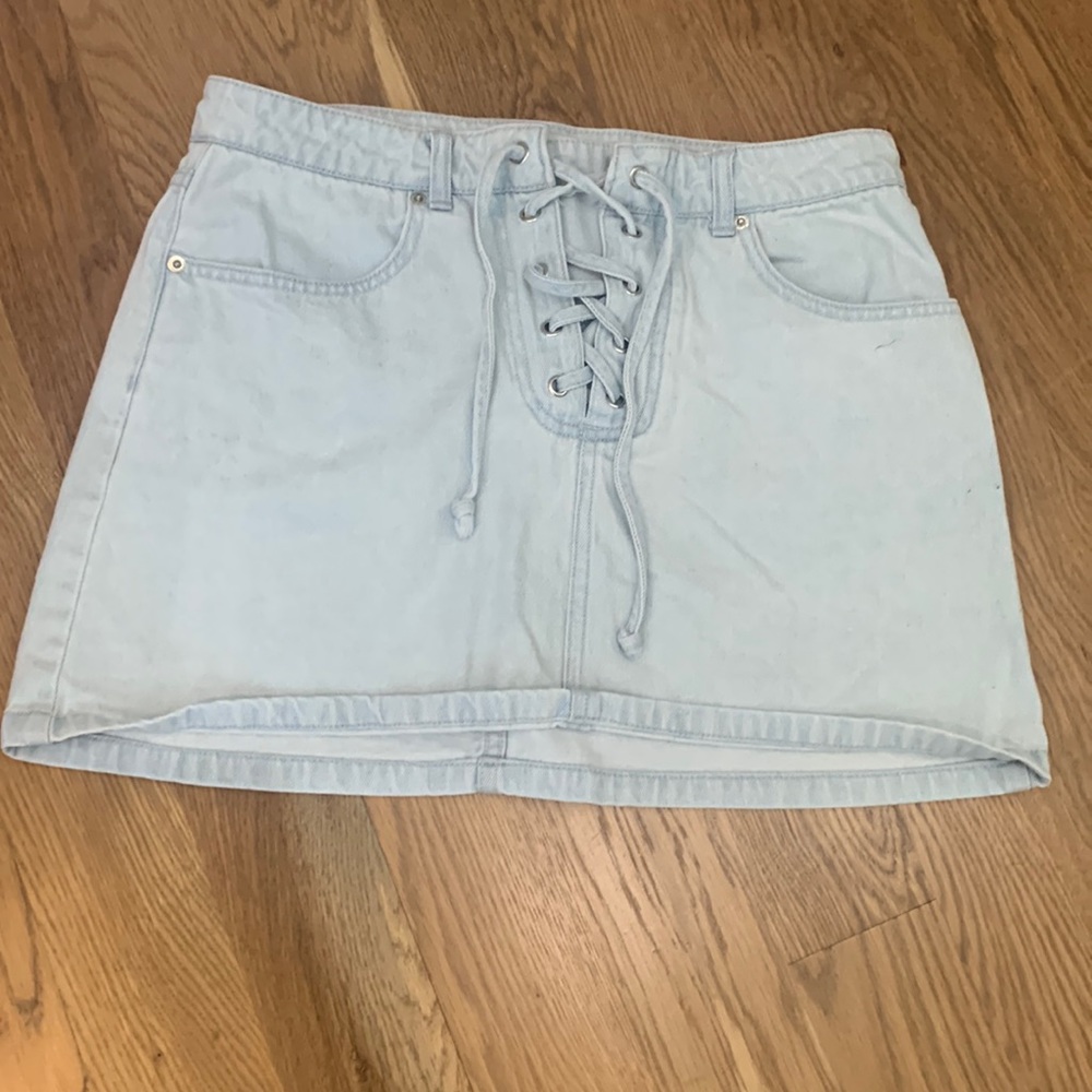 Lace up skirt